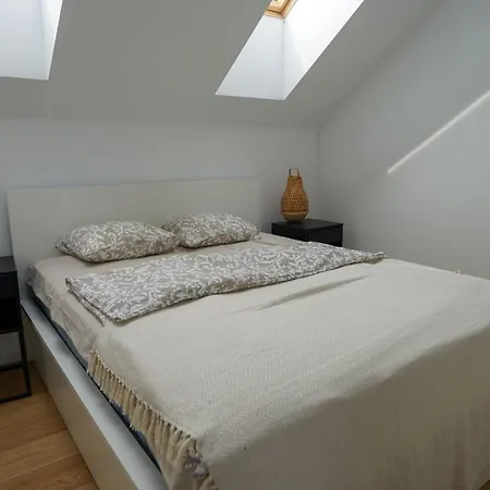 Stodoly Nad Jeziorem Niebo I Ziemia Villa