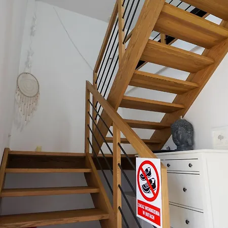 Stodoly Nad Jeziorem Niebo I Ziemia Villa Mikorzyn (Konin)