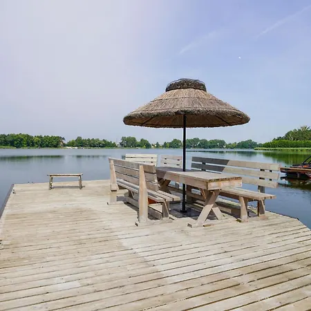 Boskata & Wellness Slesin Villa