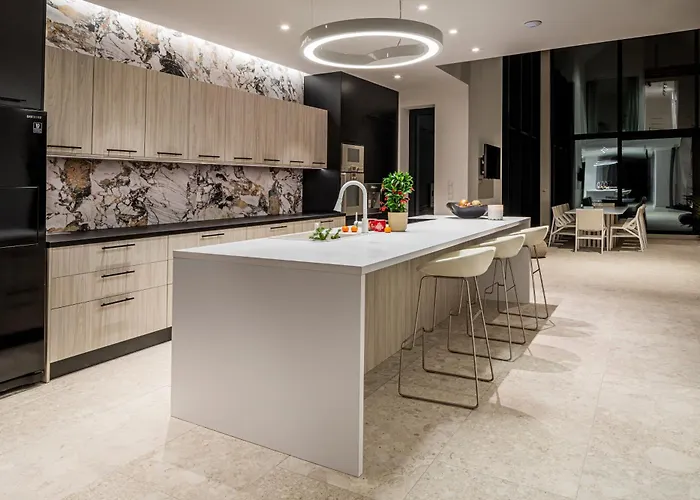 Stodoly Nad Jeziorem Niebo I Ziemia *