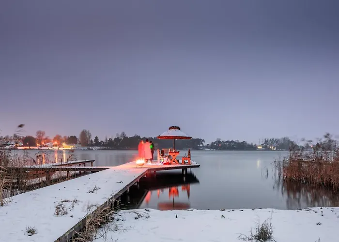 فيلة Stodoly Nad Jeziorem Niebo I Ziemia