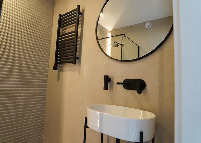 فيلة Stodoly Nad Jeziorem Niebo I Ziemia Mikorzyn (Konin)