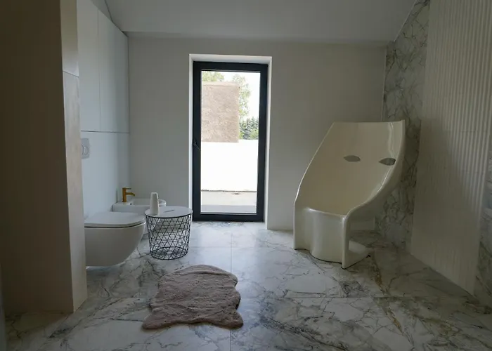 فيلة Stodoly Nad Jeziorem Niebo I Ziemia *