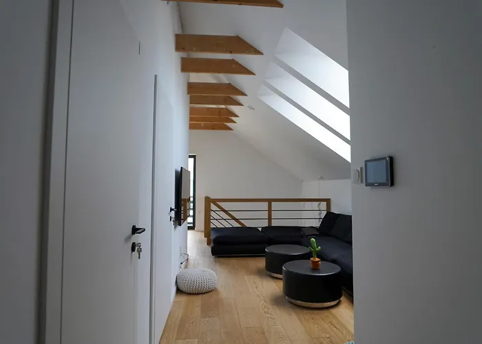 فيلة Stodoly Nad Jeziorem Niebo I Ziemia Mikorzyn (Konin)